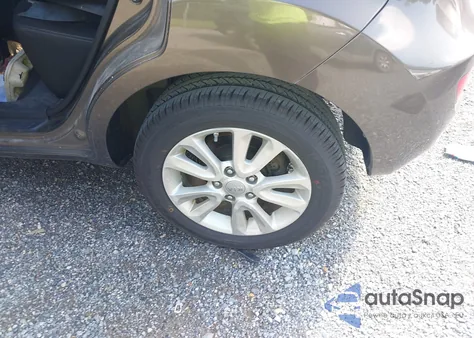 2013 Kia Soul + from USA, damaged, VIN KNDJT2A65D7483833